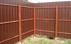 Чем обшить забор на даче