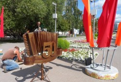 Красивые конструкции животных из металла появились в Тюмени