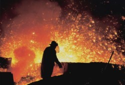 Производство чугуна в доменной печи