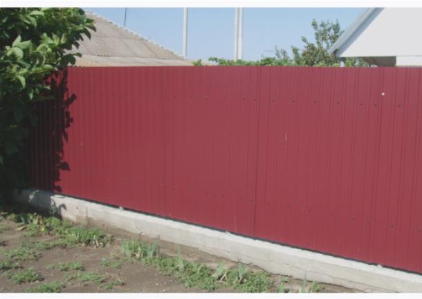 Крепление профлиста саморезами на двух лагах Крепление профлиста саморезами на двух лагах