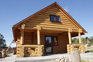 windows-in-the-wooden-house-3_0